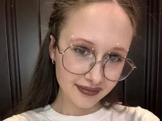 MonaCloudI  live sex cam