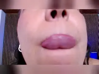 Mariehss  live sex cam