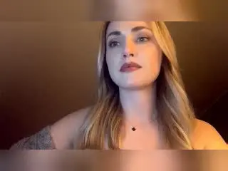 ScarlettLips  live sex cam