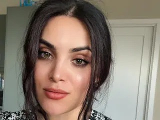 BellaBabeXx  live sex cam