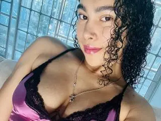 SophieDi  live sex cam