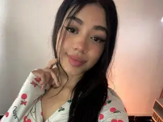 JanneClowses  live sex cam