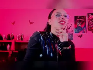 LilithDeveraux  live sex cam
