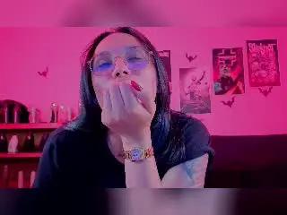 LilithDeveraux  live sex cam