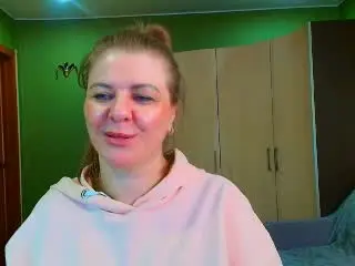 VeronikaGoldy  live sex cam