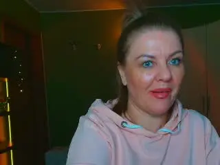 VeronikaGoldy  live sex cam
