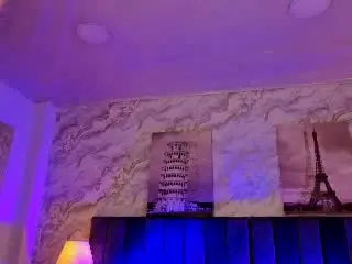 MiaReed  live sex cam