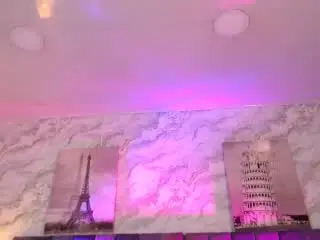 MiaReed  live sex cam