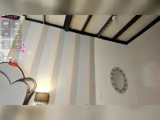 MiaAmoree  live sex cam