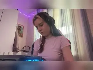 YolandoMysak  live sex cam