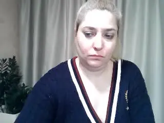 IrickaKicka  live sex cam