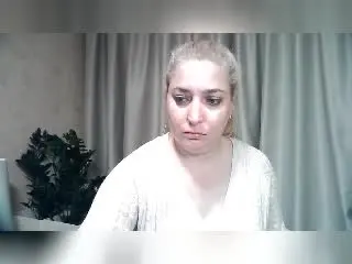 IrickaKicka  live sex cam