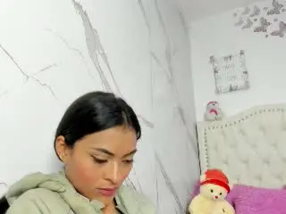 KalieBennett  live sex cam