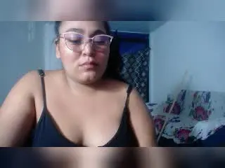 SexyLovve69  live sex cam