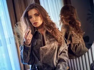 AriannaRuss  live sex cam