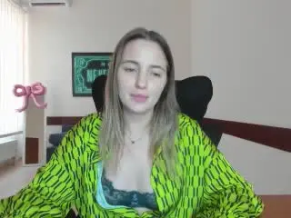 AlicePrings  live sex cam