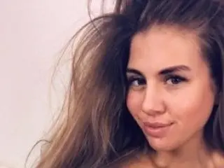 DorinaDivine  live sex cam