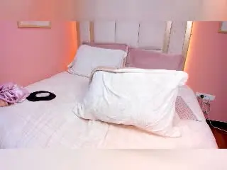 EllieeSmith  live sex cam
