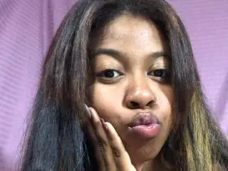 Noelline  live sex cam