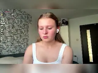 AkilahGhil  live sex cam