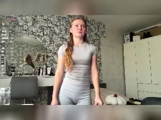 AkilahGhil  live sex cam