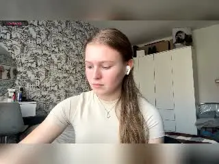 AkilahGhil  live sex cam