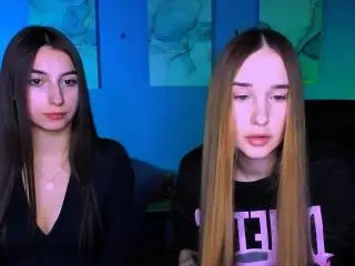 KellyAndMila  live sex cam